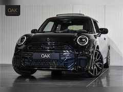 MINI Cooper - 1.5 C John Cooper Works M | Panorama | Leder | Head-Up | Camera | 18"LM | Midnight Black