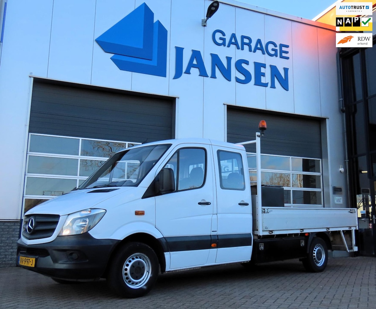 Mercedes-Benz Sprinter - 413 2.2 BlueTEC 432 DC 6 Personen Open Laadbak - AutoWereld.nl