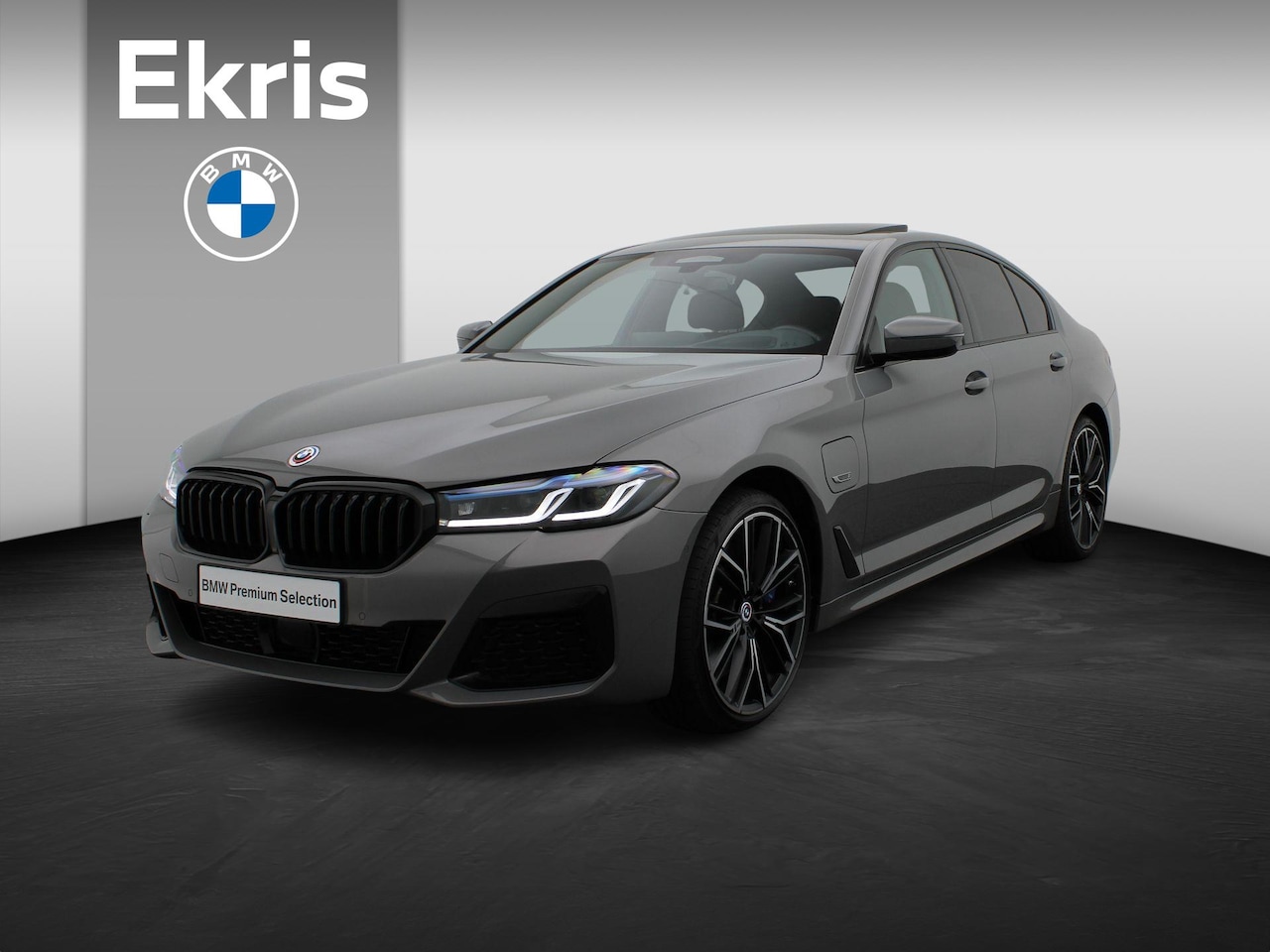 BMW 5-serie - Sedan 545e xDrive M Sportpakket | Innovationspaket | Driving Assistant Prof. | Head-Up Dis - AutoWereld.nl