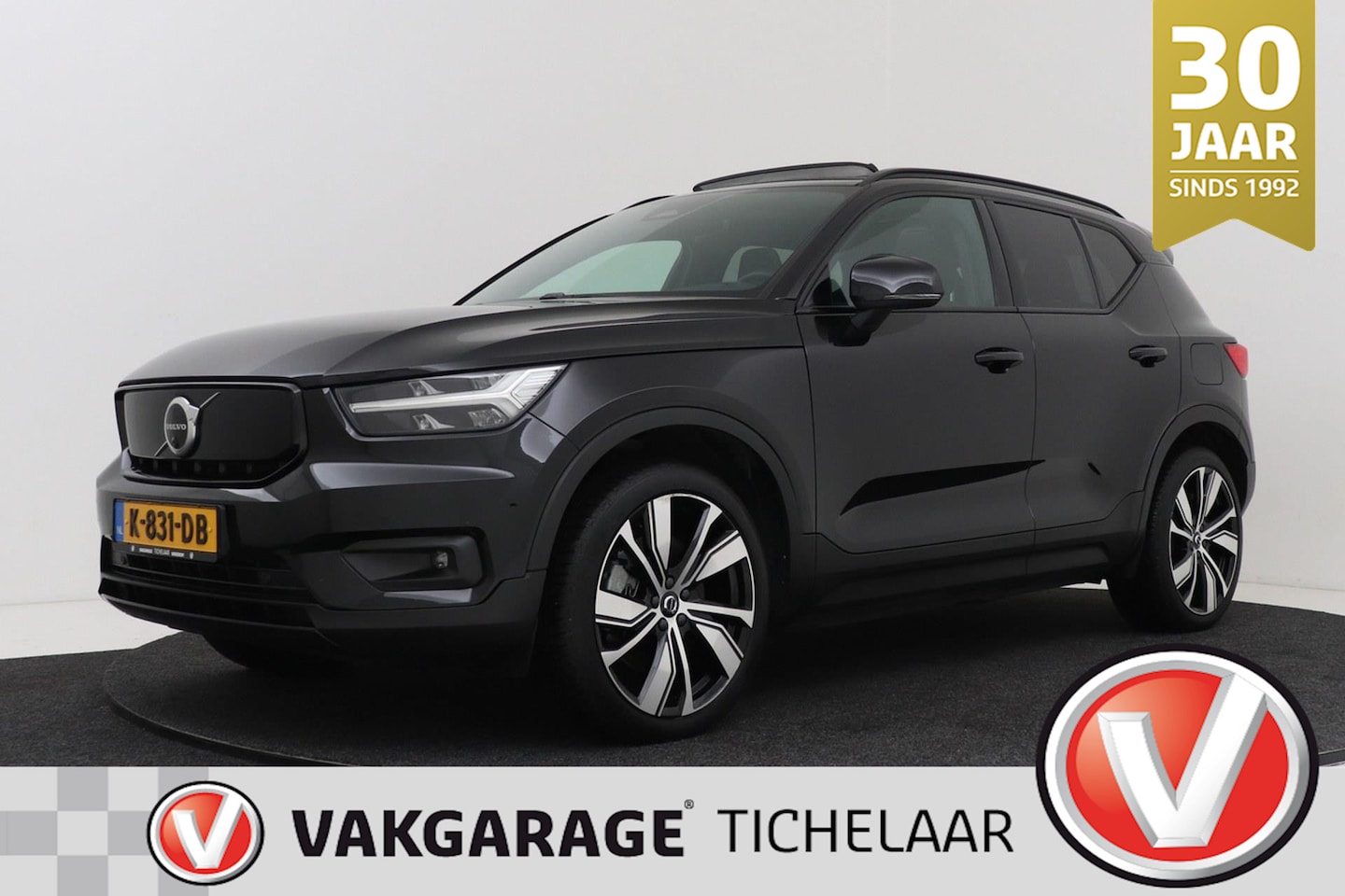 Volvo XC40 - Recharge P8 AWD R-Design | Uitklap Trekhaak | Panoramadak | Org NL | CarPlay | Digital Coc - AutoWereld.nl