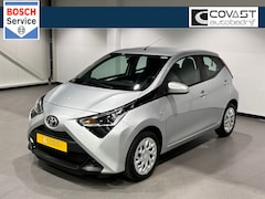 Toyota Aygo - 1.0 VVT-i x-play | Automaat | Camera | Carplay/Android | Nieuwstaat