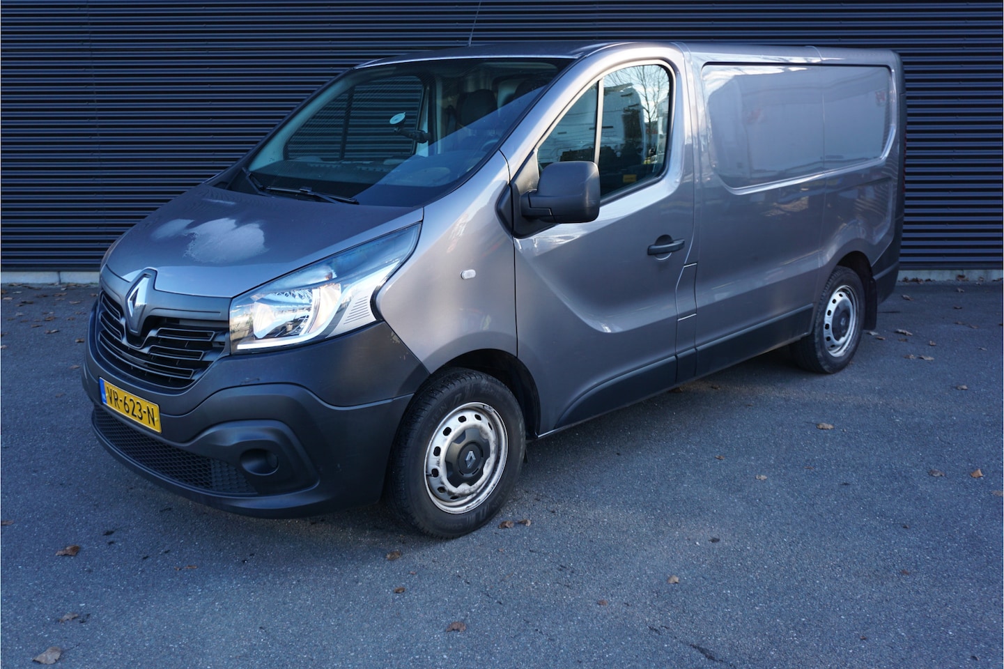 Renault Trafic - 90pk L1H1 Générique Airco Trekhaak Parkeersensoren - AutoWereld.nl
