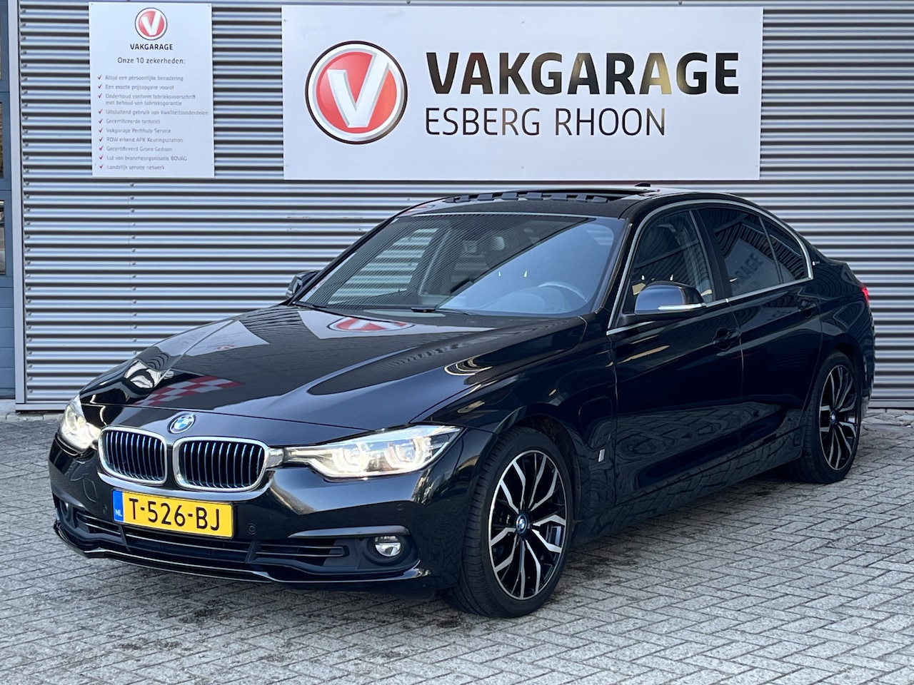 BMW 3-serie - 330e High Executive PHEV,AUTOMAAT,NAVI/CAM,LED,SCHUIFDAK - AutoWereld.nl