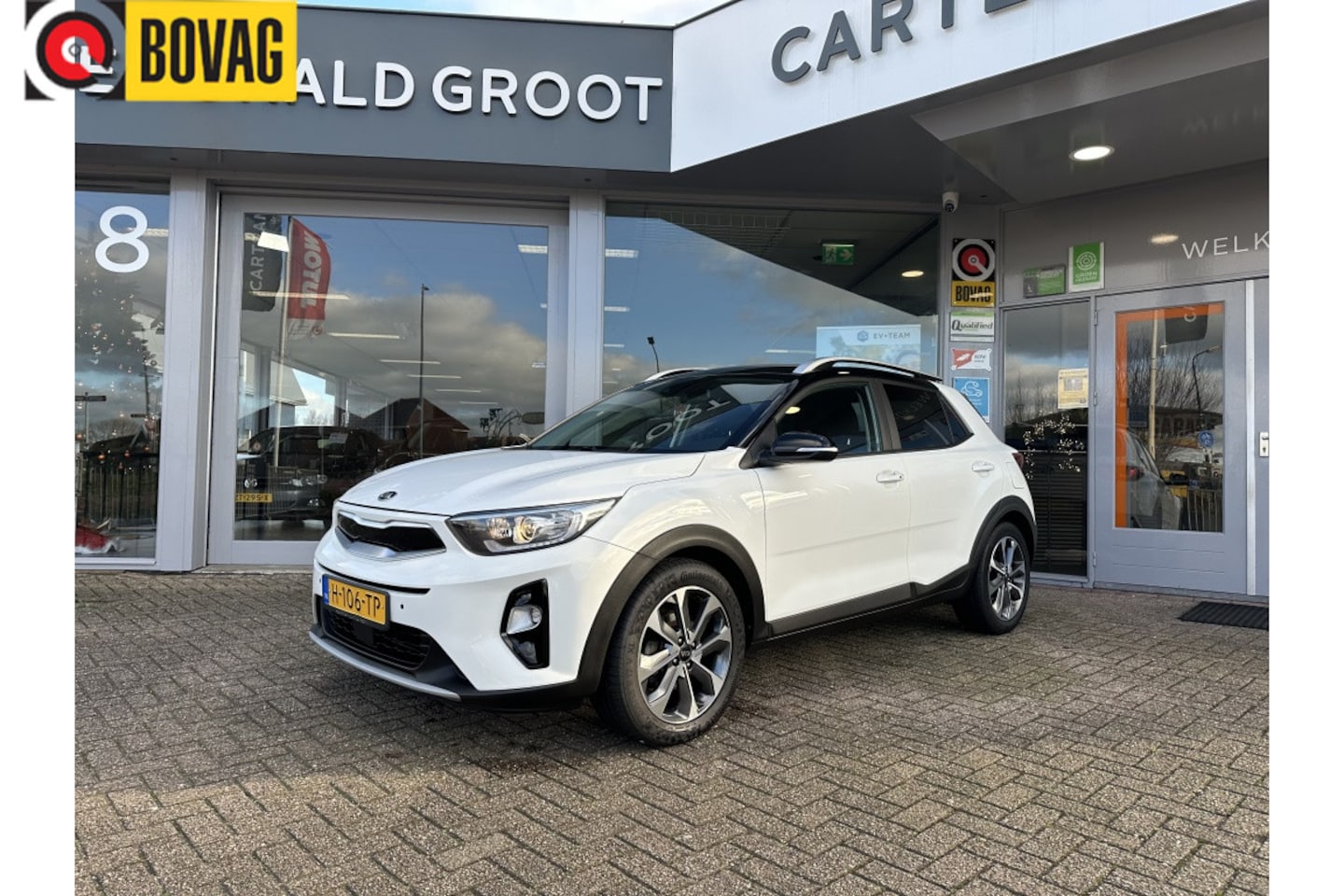 Kia Stonic - 1.0 T-GDi DynPl.Line | Airco | Cruise | Carplay | Camera achter - AutoWereld.nl