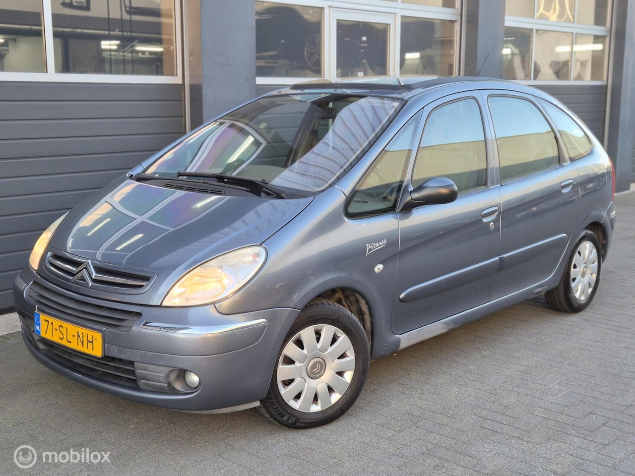 Citroën Xsara Picasso - 2.0i-16V Exclusive Automaat | PDC | CLIMA | CRUISE | TREKHAAK | - AutoWereld.nl