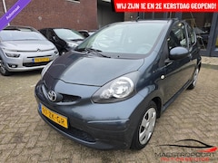 Toyota Aygo - 1.0-12V +