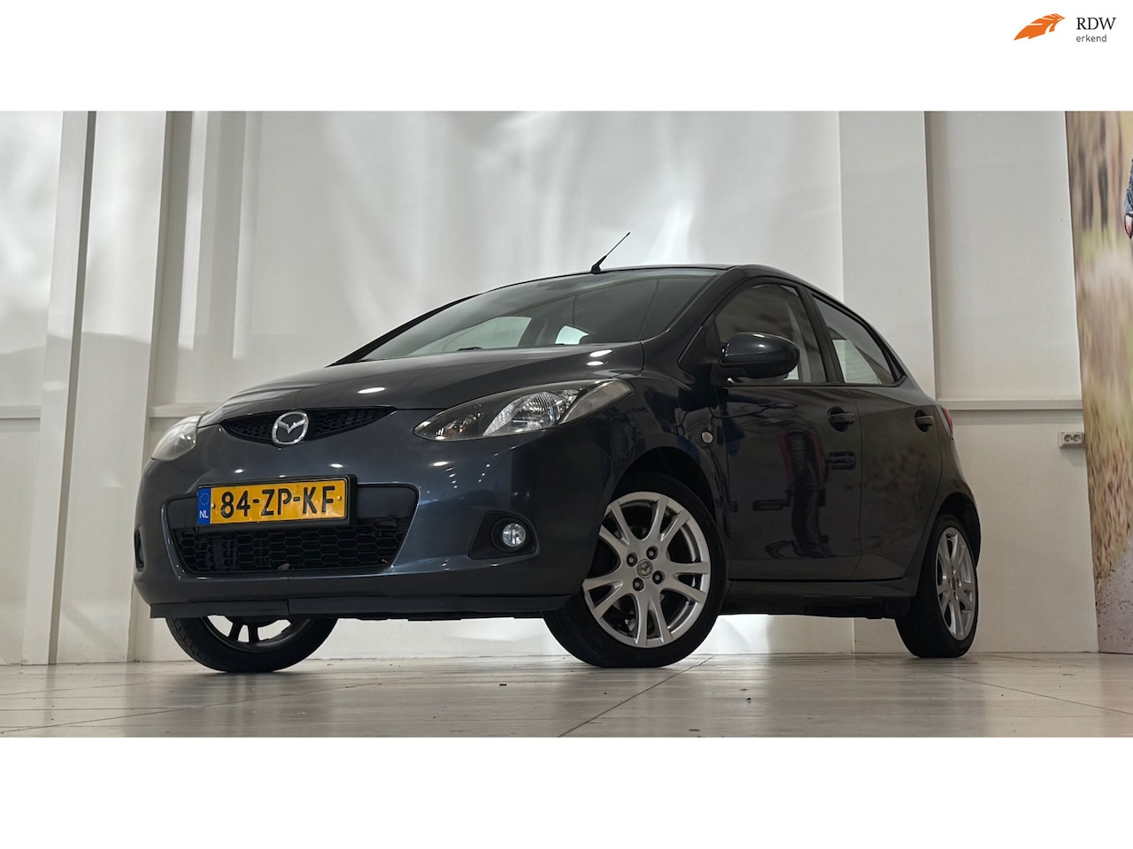 Mazda 2 - 1.3hp S-VT Executive 2e Eigenaar Stoelverwarming! - AutoWereld.nl