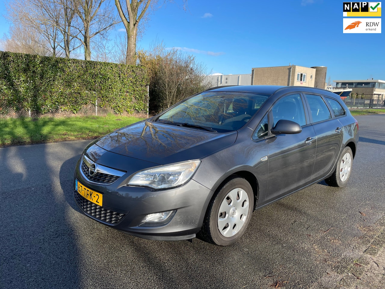 Opel Astra Sports Tourer - 1.3 CDTi S/S Edition NAP/CRUISE/AIRCO/APK - AutoWereld.nl