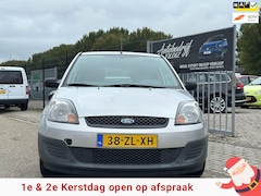 Ford Fiesta - 1.3-8V Cool & Sound Airco | Elek-Pakket | NL Auto Lage KM