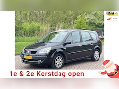 Renault Grand Scénic - 1.6-16V Business Line 7p./AIRCO/VERWARMDE VOORSTOELEN/TREKHAAK
