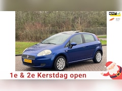 Fiat Grande Punto - 1.4 Dynamic/AIRCO/CRUISE/SCHUIFDAK/PANO