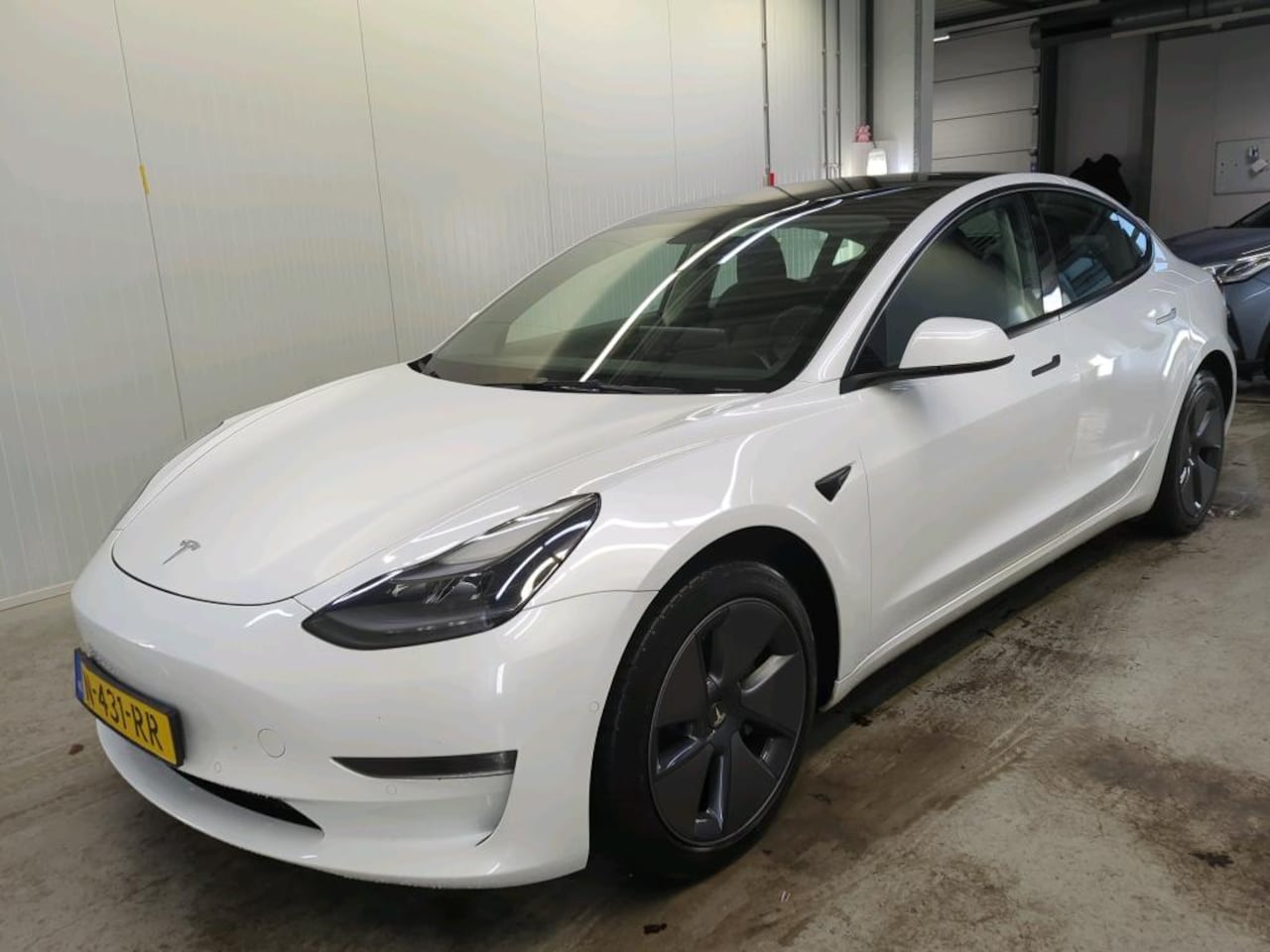 Tesla Model 3 - Long-Range AWD 351pk 75 kWh FACELIFT [ WARMTEPOMP+AUTOPILOT+620KM WLTP+PREMIUM AUDIO ] - AutoWereld.nl