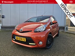 Toyota Aygo - 1.0 VVT-i Dynamic Orange , zeer sportief, 93.000 km, LM velgen