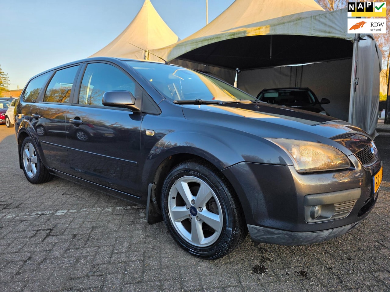 Ford Focus Wagon - 1.6-16V Futura AIRCO *apk:07-2026* - AutoWereld.nl