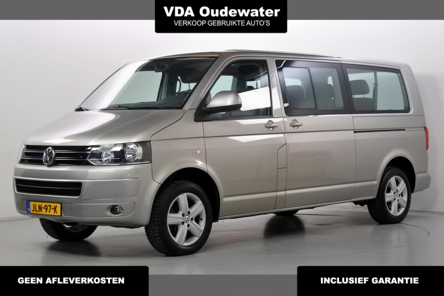 Volkswagen Transporter Caravelle - 2.0 TSi 205pk L2H1 Comfortline - AutoWereld.nl