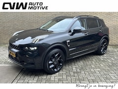 Lynk & Co 01 - 1.5 PHEV 261pk | Blackline | Panoramadak | Virtual cockpit | Adaptieve cruise | Lane assis