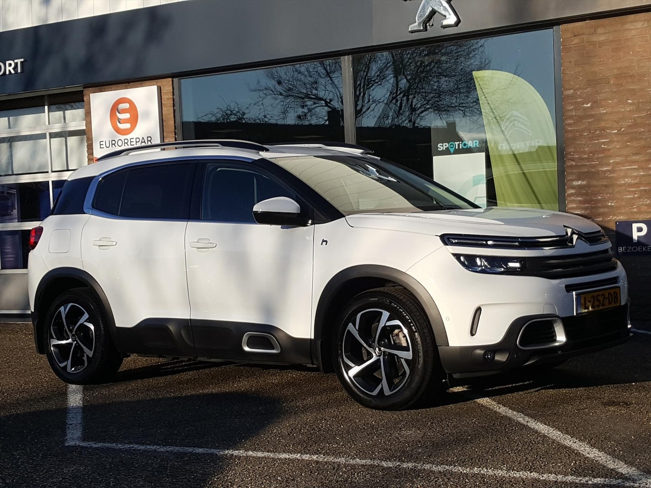 Citroën C5 Aircross - 1.6 Hybrid 225pk EAT8 Business Plus - AutoWereld.nl