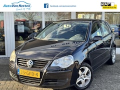Volkswagen Polo - 1.4-16V 80pk, 5 Deurs, Airco, Elek pakket, cpv, Sportvelgen, Comfortline