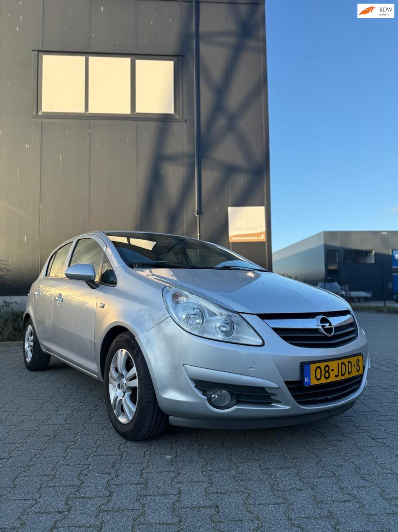 Opel Corsa - 1.4-16V Enjoy 1.4-16V Enjoy - AutoWereld.nl
