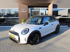 MINI Cooper - 1.5 Business Edition | Zwart dak | Cruise Control | Stoelverwarming |