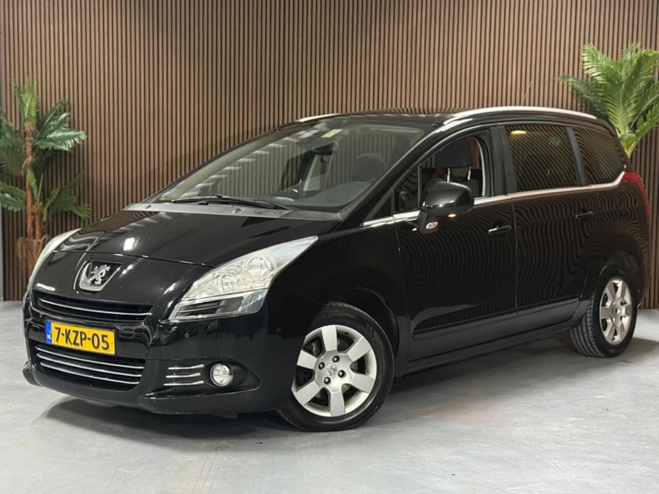 Peugeot 5008 - 1.6 THP Style 5p. Nieuw ketting - AutoWereld.nl