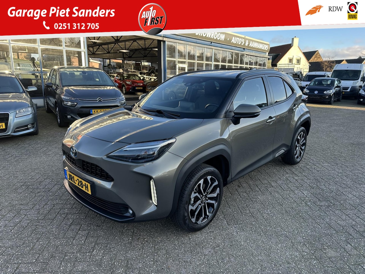 Toyota Yaris Cross - 1.5 Hybrid Dynamic AWD I Adap. cruise I Camera I Stoelverw. I - AutoWereld.nl