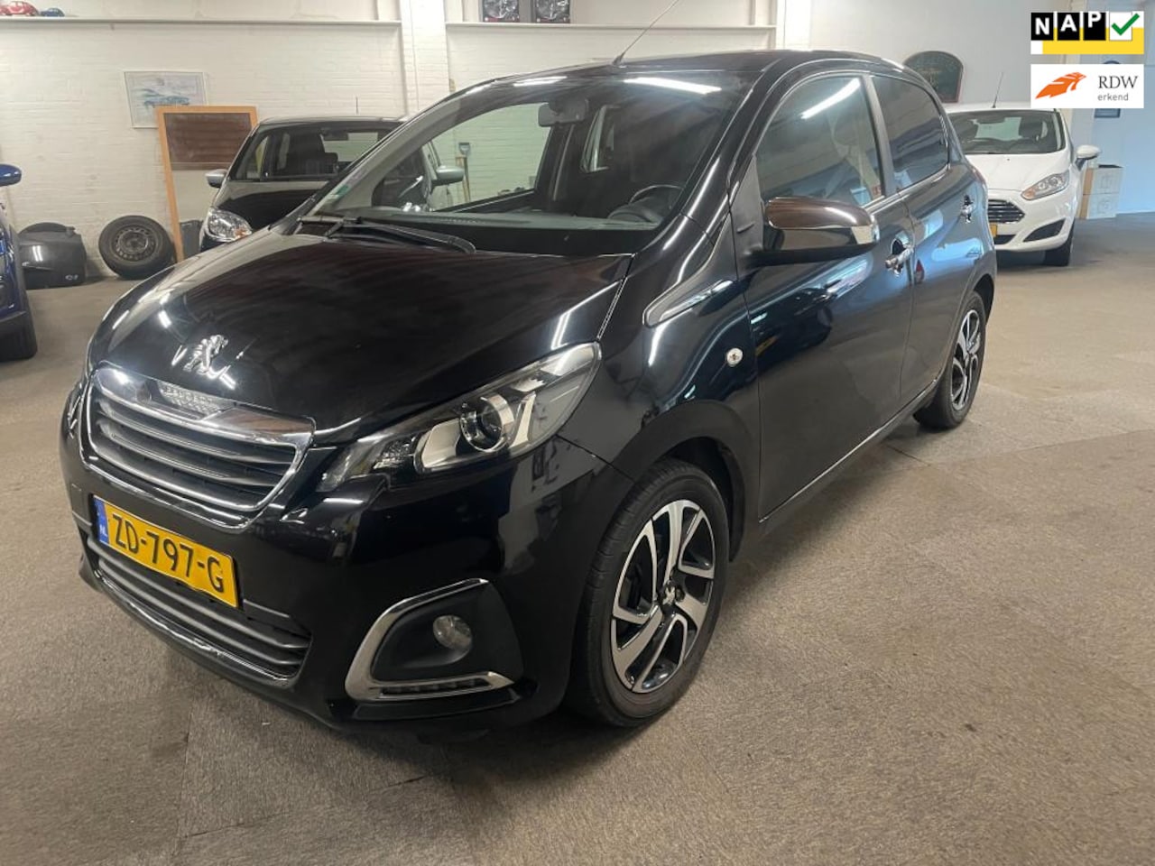 Peugeot 108 - 1.0 e-VTi Allure clima cruise control - AutoWereld.nl