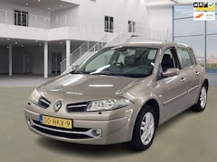 Renault Mégane - 1.6-16V Tech Line Navi Airco