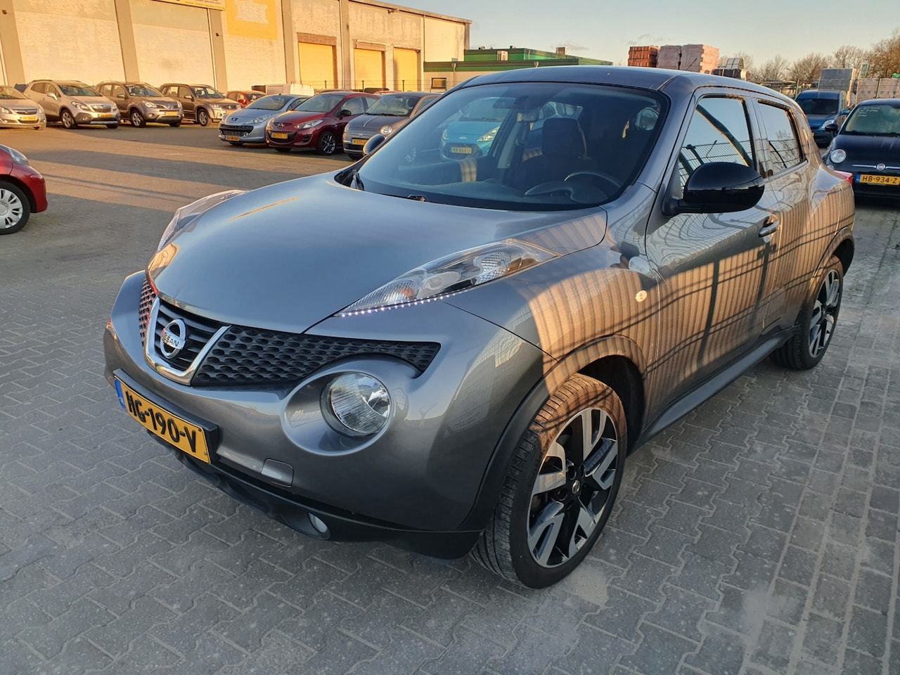 Nissan Juke - Nissan Juke 1.6 Connect Edition-AUTOMAAT - AutoWereld.nl