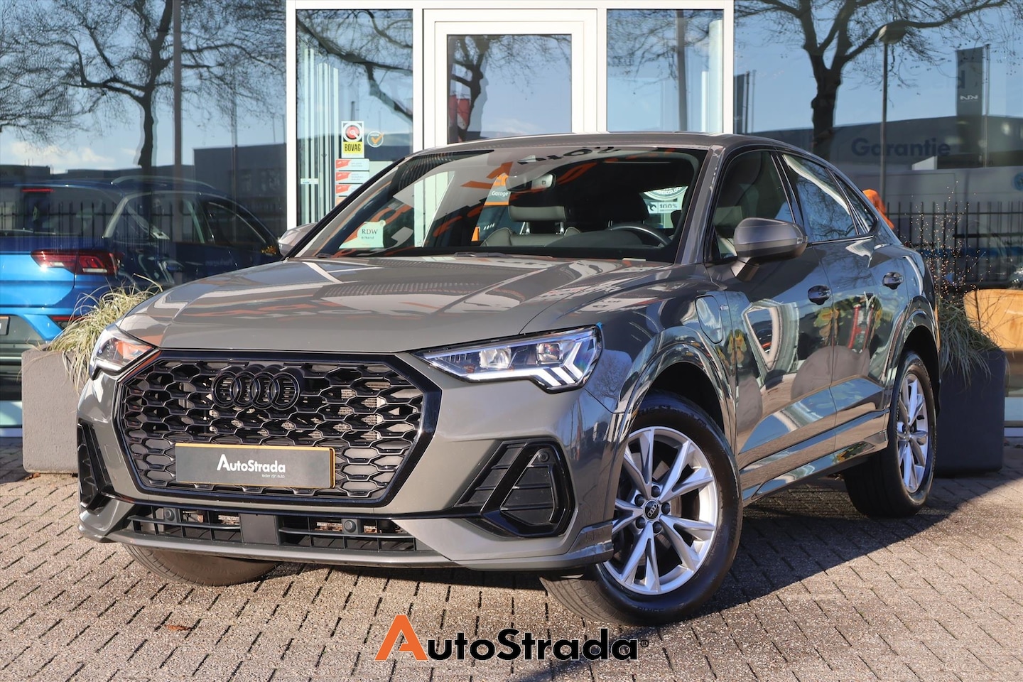 Audi Q3 Sportback - 45 S-Line TFSI e 245pk | Keyless | Stoelverwarming | LED | ACC | Climate | Carplay - AutoWereld.nl