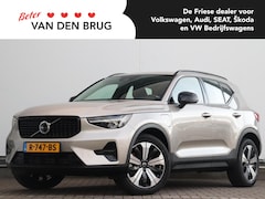 Volvo XC40 - 1.5 T4 Plug-in hybrid Plus Dark | Trekhaak wegklapbaar | Leder + memory | 1e eigenaar | Ac