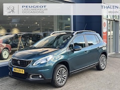 Peugeot 2008 - 1.2 Turbo 110 Pk Blue Lion | Panoramadak | Trekhaak 1250 KG | Navigatie | Airco | Parkeers