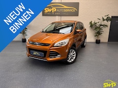 Ford Kuga - 1.5 Titanium | Trekhaak | All-season banden | Metallic