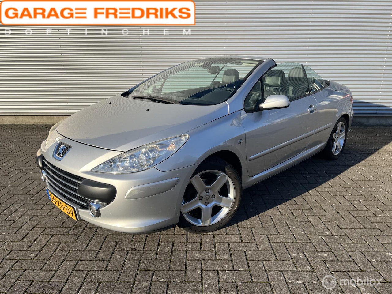 Peugeot 307 CC - 2.0-16V | Stoelverwarming | Trekhaak | - AutoWereld.nl