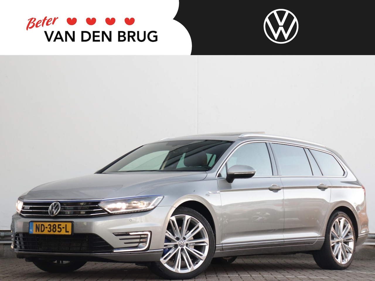 Volkswagen Passat Variant - 1.4 TSI GTE | Panoramadak | Trekhaak | Camera | Stoelverwarming | - AutoWereld.nl