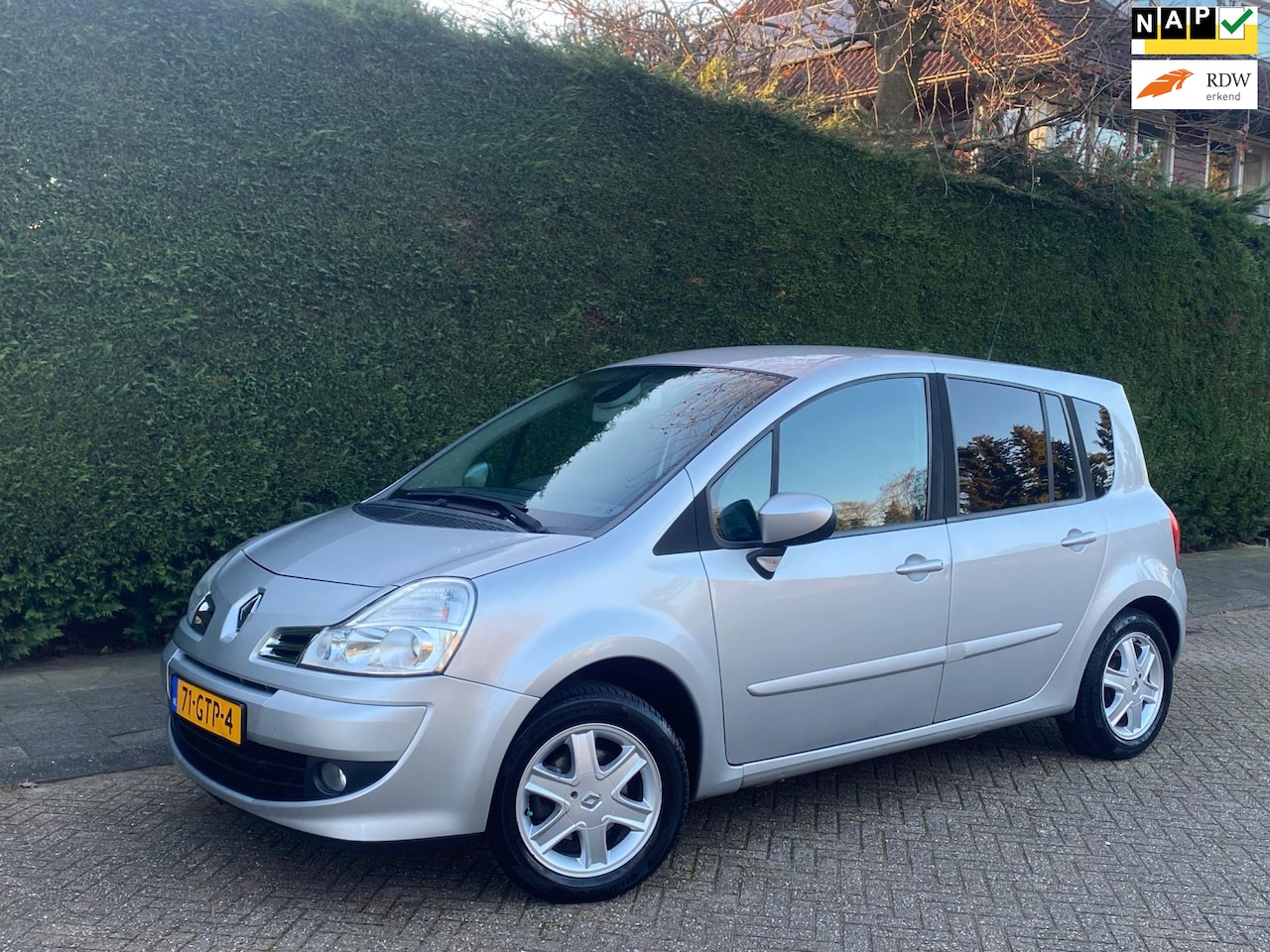 Renault Grand Modus - 1.2 TCE AIRCO/CRUISE/PANO/NETTE AUTO/APK - AutoWereld.nl
