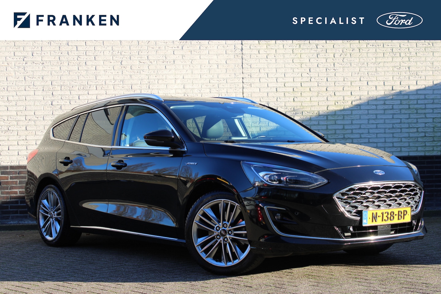 Ford Focus Wagon - 1.5 EcoBoost Vignale | Adaptieve cruise | BLIS | Camera | Head-up | Winterpack | - AutoWereld.nl