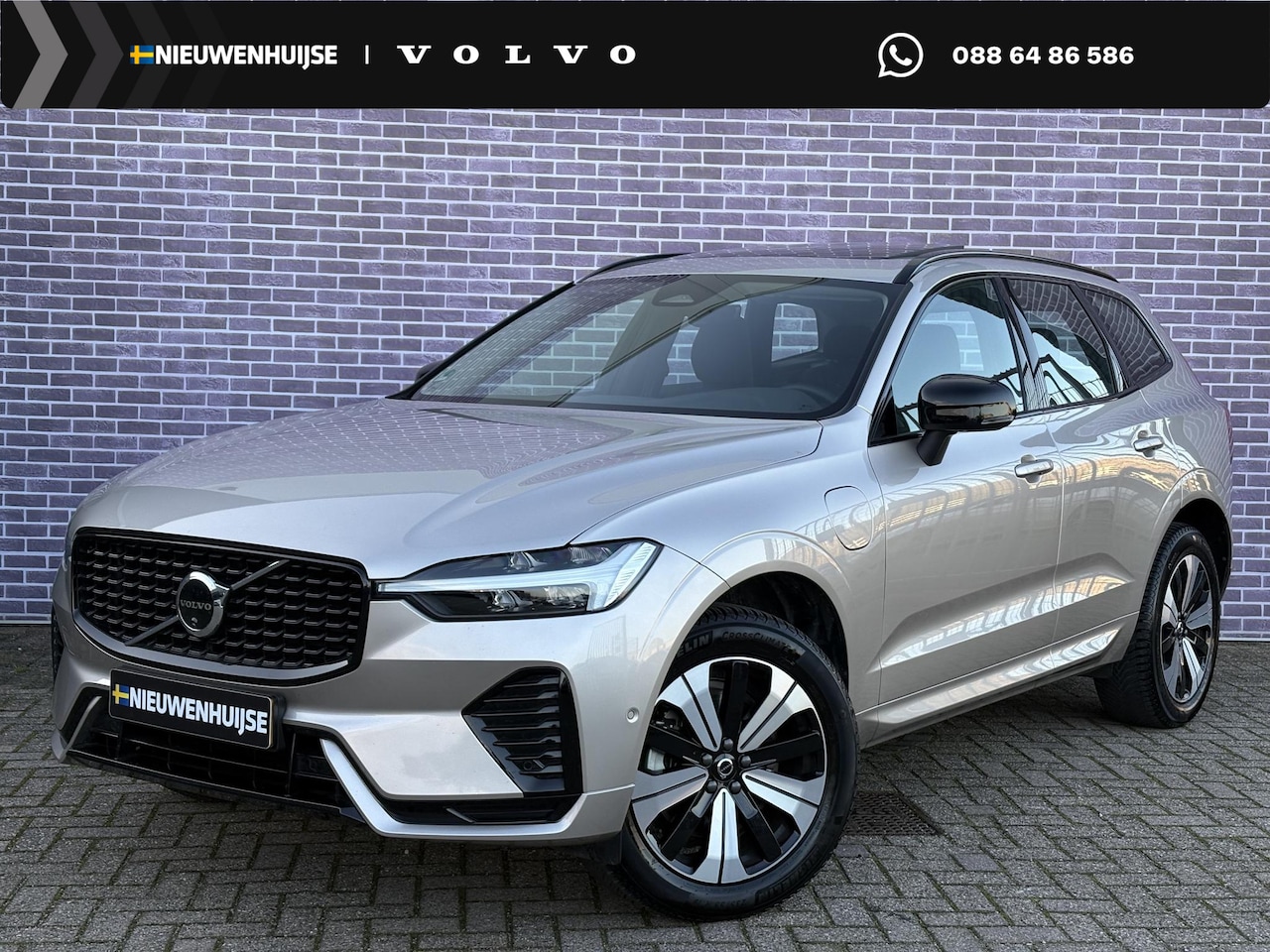Volvo XC60 - 2.0 T6 Plug-in hybrid AWD Plus Dark 360 Camera | Trekhaak | Panorama dak | High Performanc - AutoWereld.nl