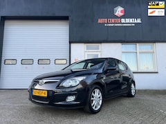 Hyundai i30 - 1.6i Dynamic Business Airco