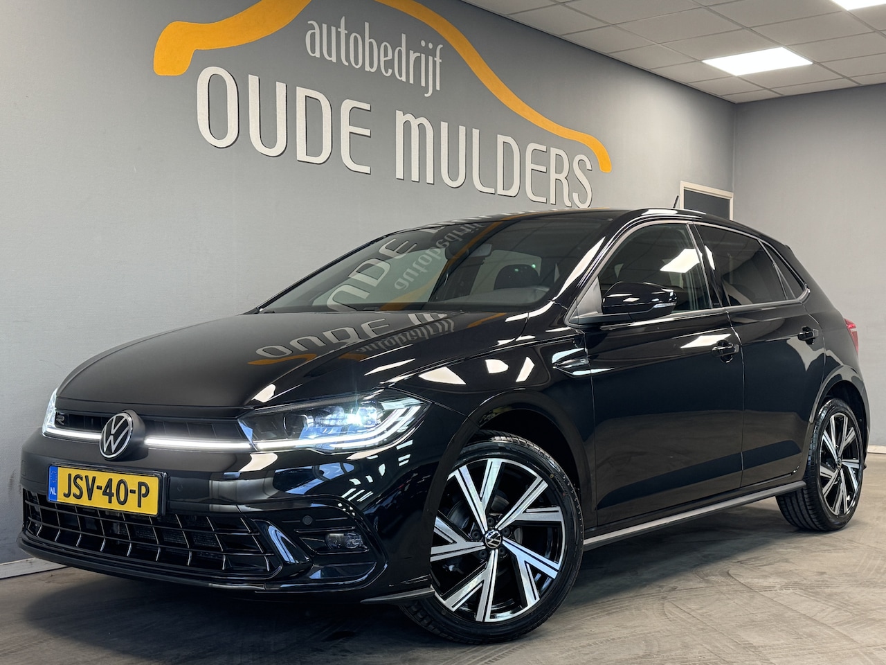 Volkswagen Polo - 1.0 TSI R-Line R-Line/IQ Light/Stoelverwarming/Camera - AutoWereld.nl