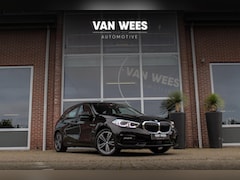 BMW 1-serie - 118i Sport Line | 1e eigenaar | BTW auto | LED | Sportstoelen | Sportstuur | 17 inch | Nav