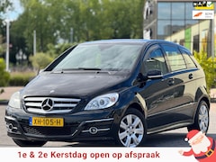Mercedes-Benz B-klasse - 200 | Automaat | Panoramadak | Navigatie | Leder stoelen | Parkeersensoren | Stoelverwarmi