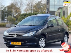 Peugeot 206 - 1.4 X-line | Schuifdak | Onderhoudhistorie | 2 sleutels | Elektrische ramen