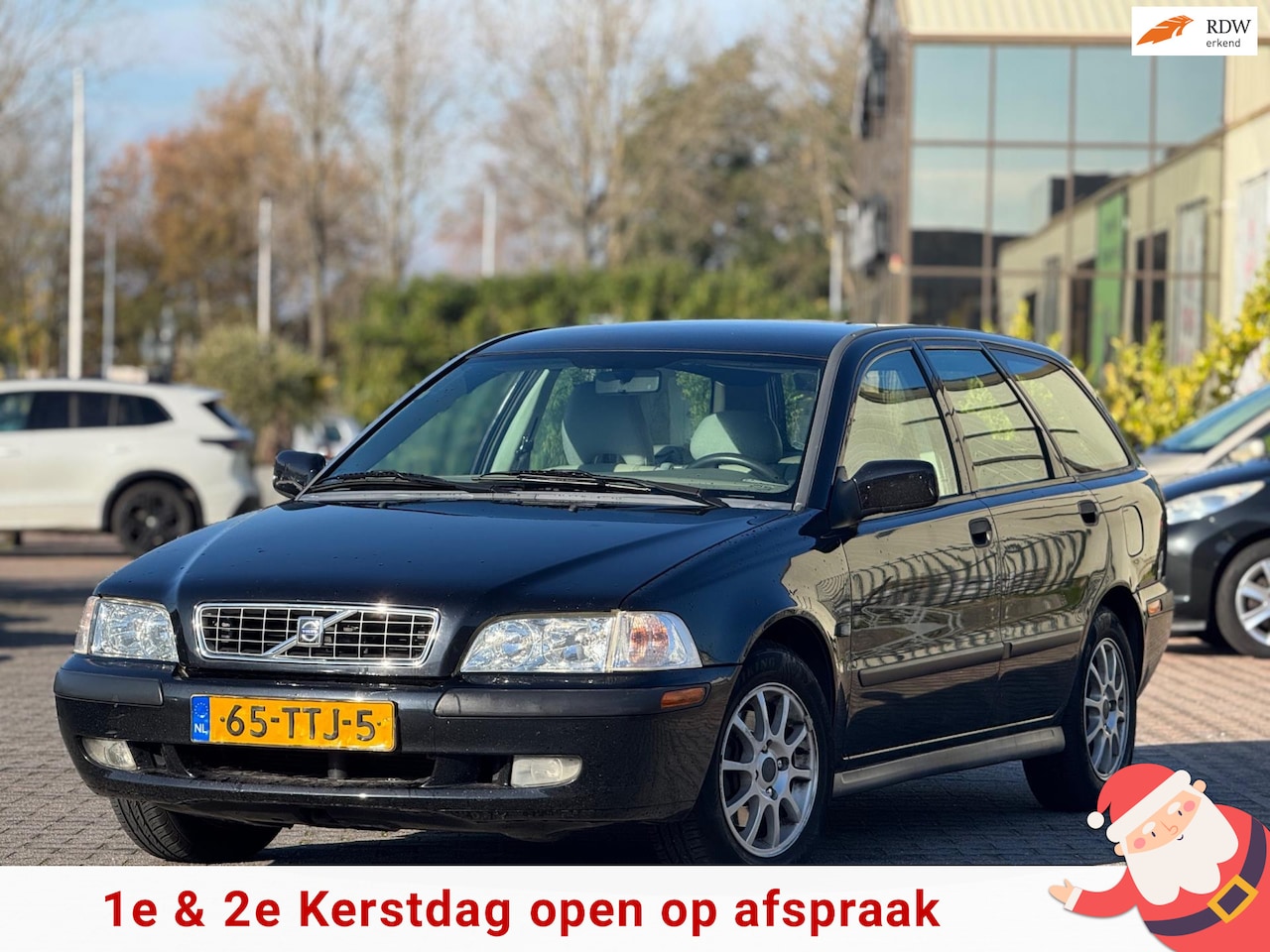 Volvo V40 - 1.8 Europa Elegance | Automaat | Trekhaak | Airco | Elektrische ramen | - AutoWereld.nl