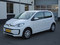 Volkswagen Up! - 1.0 BMT move up Automatische airco, achteruitrij camera, parkeersensoren, cruise controle,