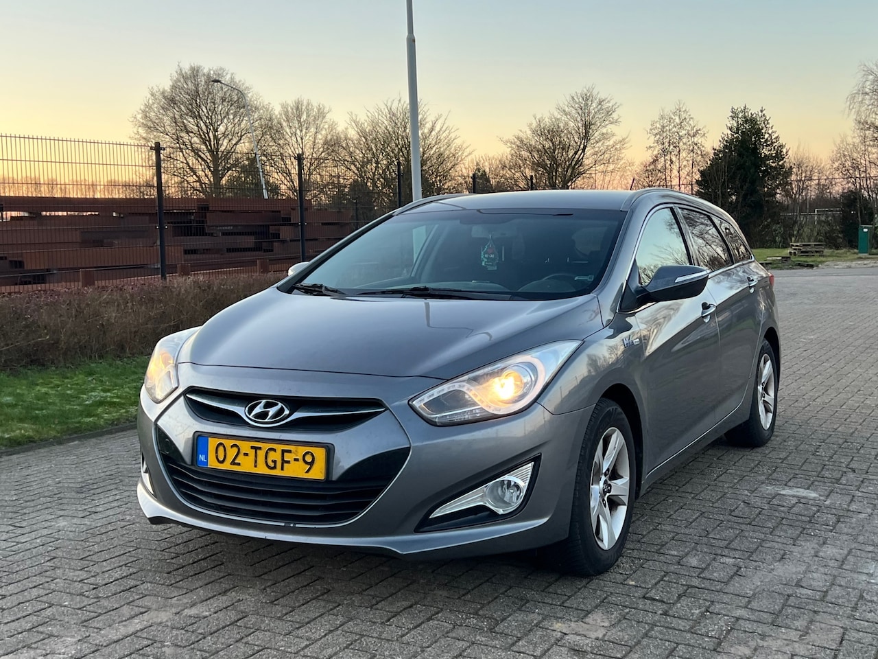 Hyundai i40 Wagon - 1.6 GDI Blue i-Motion | Cruise + Clima + Navi Nu € 2.999,-!!! - AutoWereld.nl