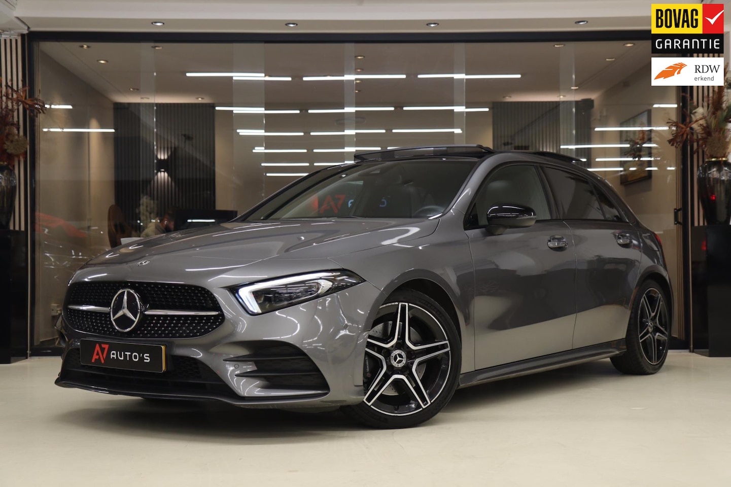 Mercedes-Benz A-klasse - 220 Premium Plus Pano/Memory/Sfeer/Camera/Laneassist/BOMVOL - AutoWereld.nl