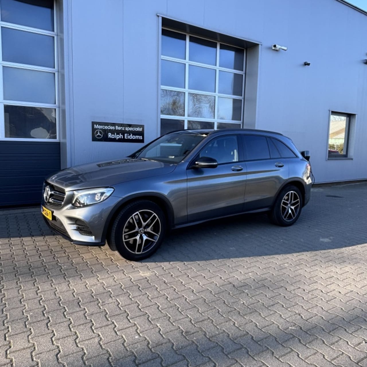Mercedes-Benz GLC-klasse - 250 4MATIC Bns S.AMG - AutoWereld.nl