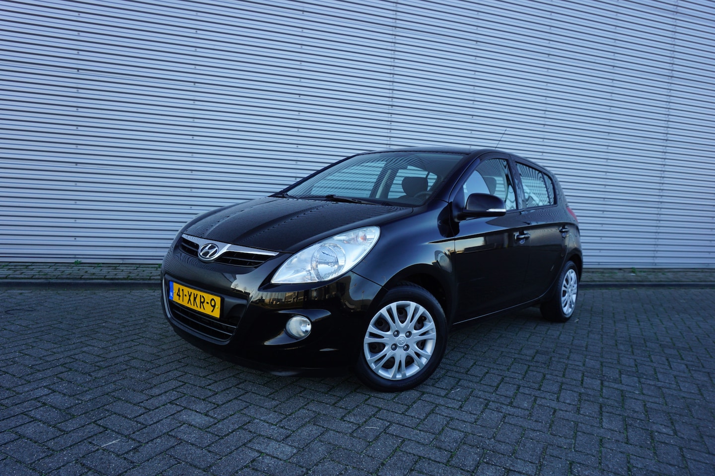 Hyundai i20 - 1.2i Plus Climate / Elektr. ramen / NAP - AutoWereld.nl