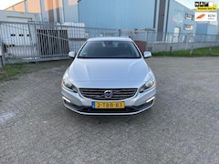 Volvo V60 - 1.6 D2 Momentum